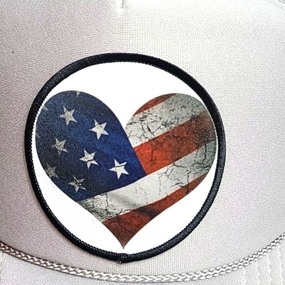 Otto Trucker Unisex Cap with Red, White & Blue Flag Heart on Light Gray, NWOT - Picture 2 of 6